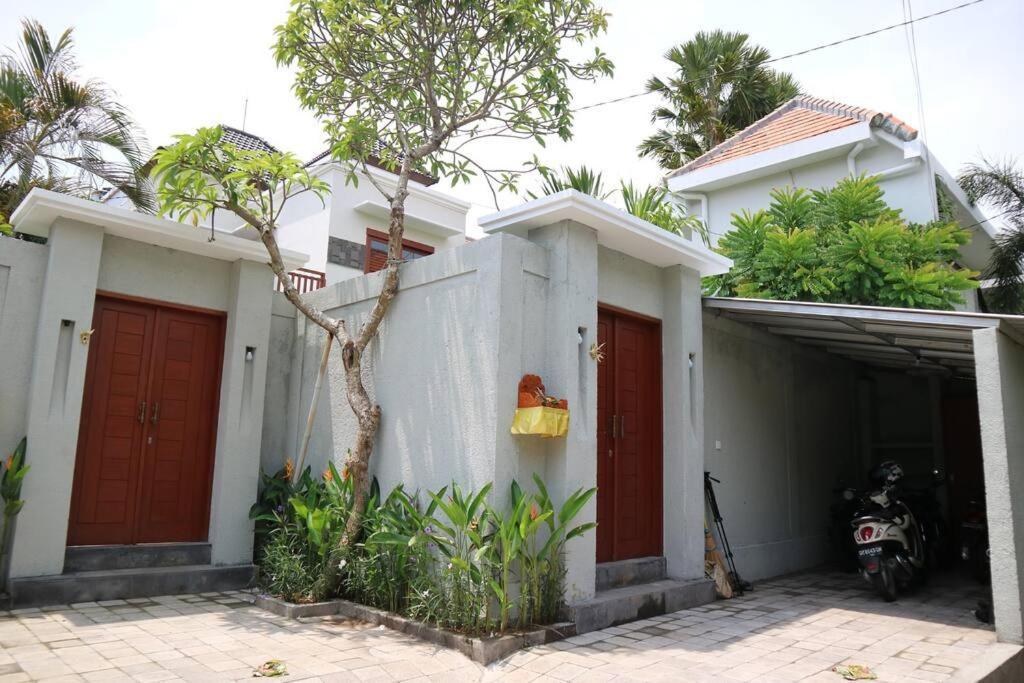 Villa Hitam Putih Legian Bali Seminyak Extérieur photo