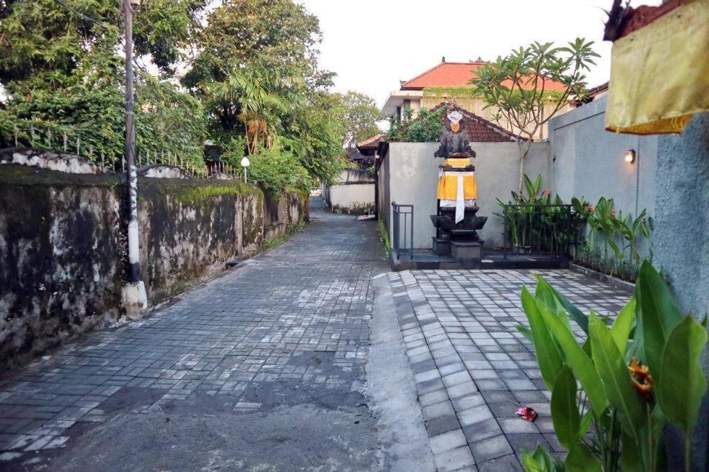 Villa Hitam Putih Legian Bali Seminyak Extérieur photo